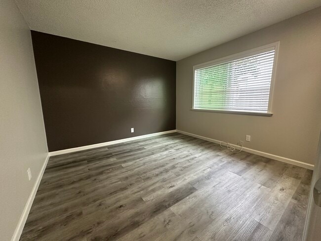 Building Photo - 3685 Cape Cod Ct