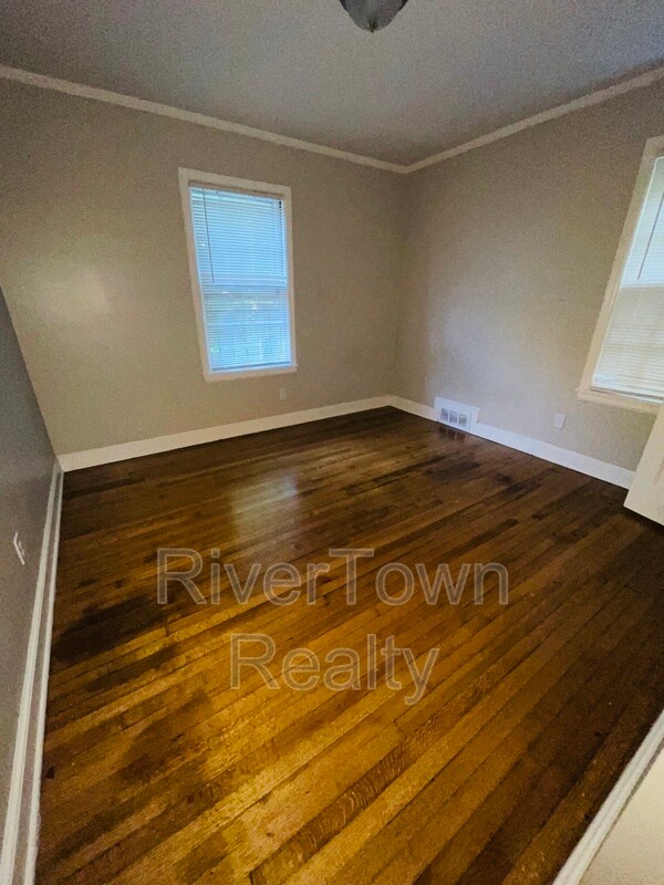 Foto del edificio - 3572 Poplar Ave