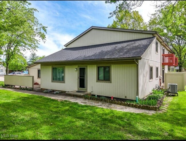 Foto del edificio - 5589 Rainier Ct