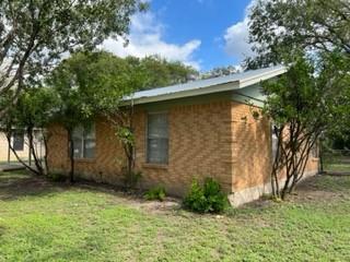 Foto del edificio - 8211 Burrell Dr