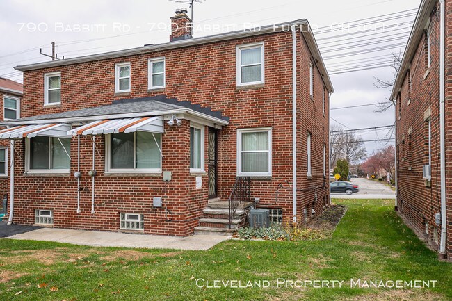 Building Photo - 790 Babbitt Rd