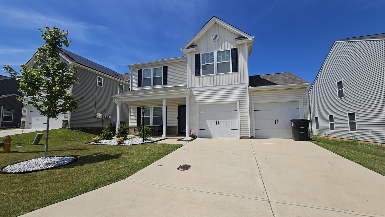 Primary Photo - 1547 Mariners Ct