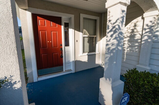 Building Photo - Beautiful 3 Bedroom 2 Bathroom in the Glen...