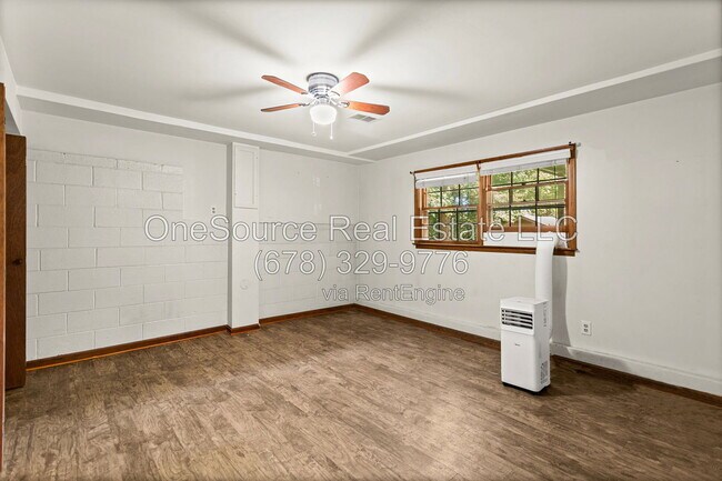 Foto del edificio - 195 Cross Brook Dr
