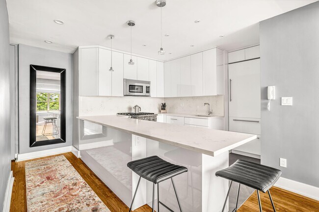 Foto del edificio - 309 E 87th St