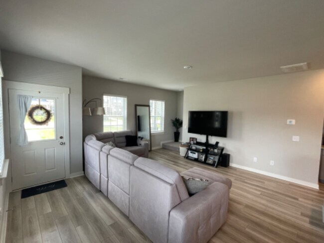 Foto del edificio - 2202 Hospitality Ln