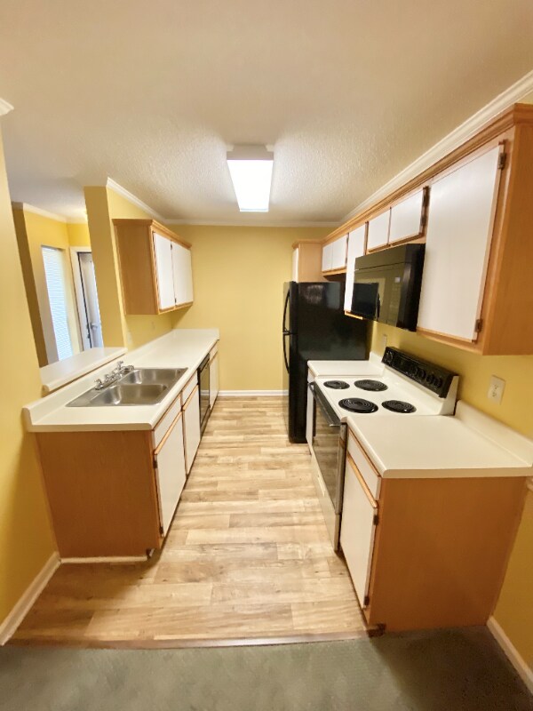 Foto del edificio - 701 Coventry Ln