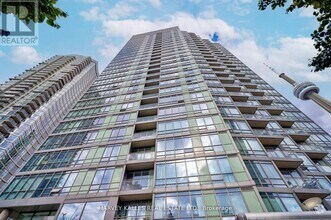 Building Photo - 3-2803 Navy Wharf Ct
