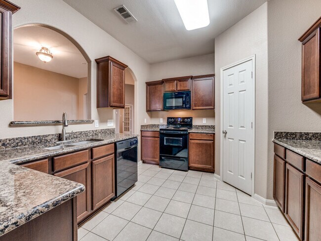 Foto del edificio - Royse City, TX - House - $2,195.00 Availab...