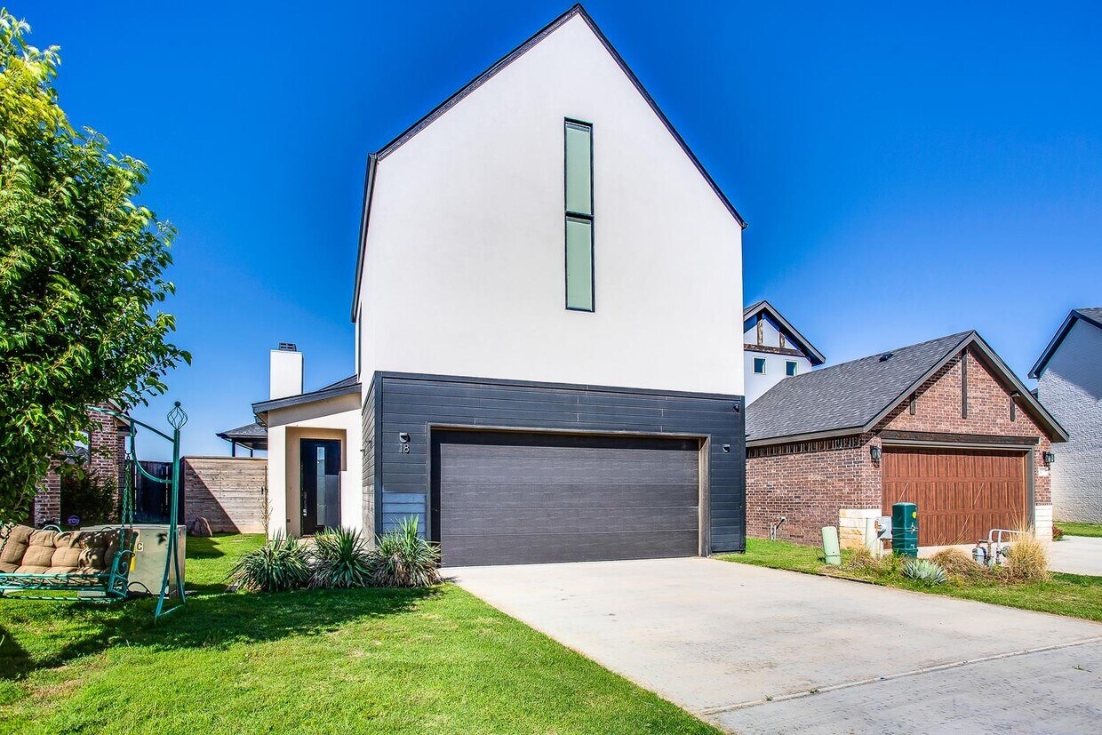 18 Wilshire Blvd, Lubbock, TX 79416 House for Rent in Lubbock, TX