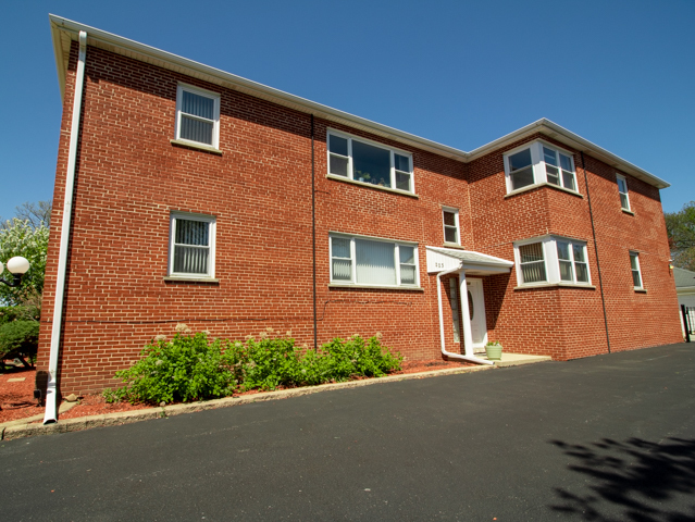 Building Photo - 223 S Dryden Pl