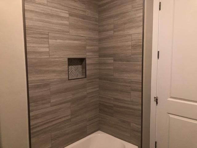 Building Photo - 1302 Belfair Dr