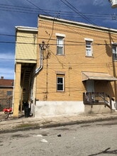 Building Photo - 642 Indiana Ave