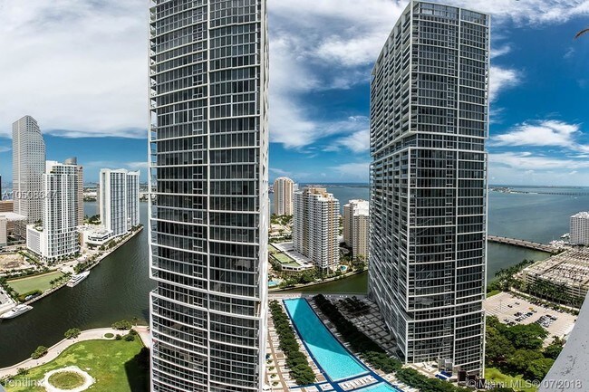 Foto del edificio - Studio, 1 bath  - 475 Brickell Ave Apt 5020