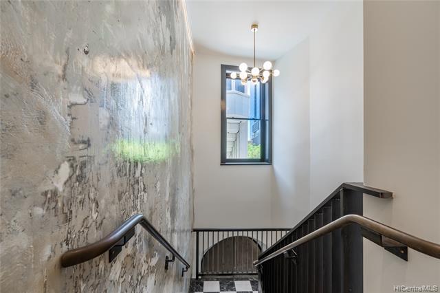 Building Photo - 206 Merchant St