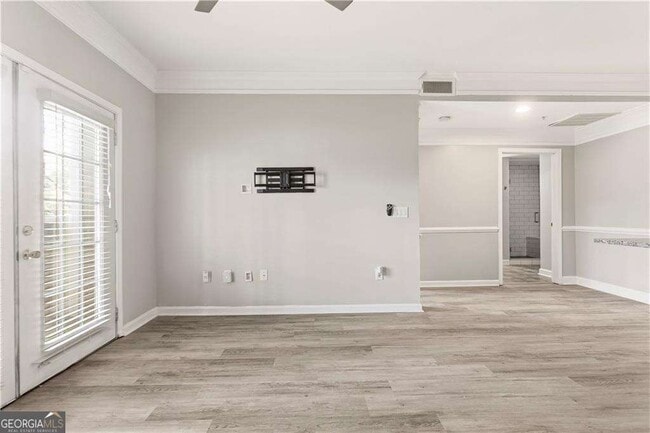 Foto del edificio - 2700 Pine Tree Rd NE