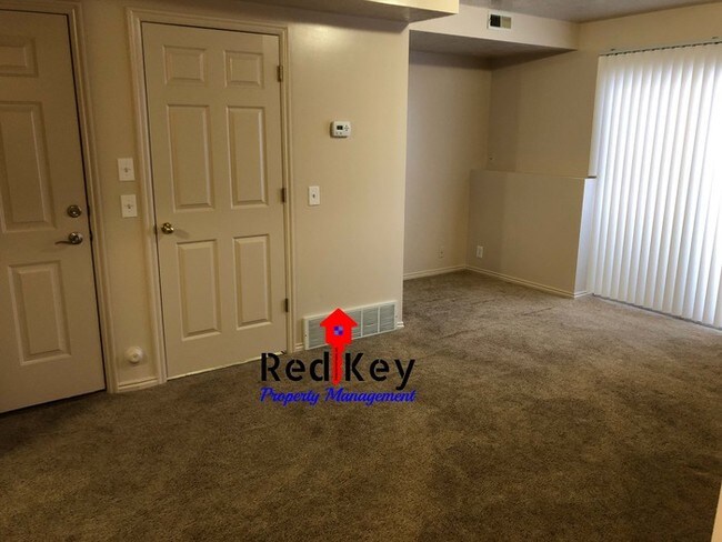 Foto del edificio - Elton Park Apartments, Apt #13