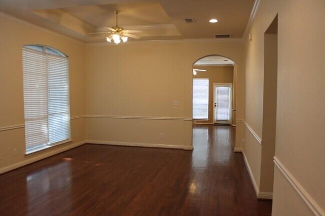 Foto del edificio - 4829 Bull Run Dr