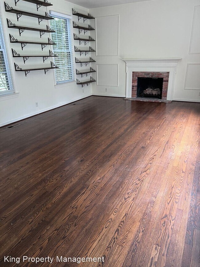 Building Photo - 4 br, 3 bath House - 1231 Dearmanville Dr N
