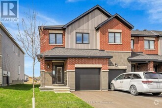 Building Photo - 71 Esban Dr