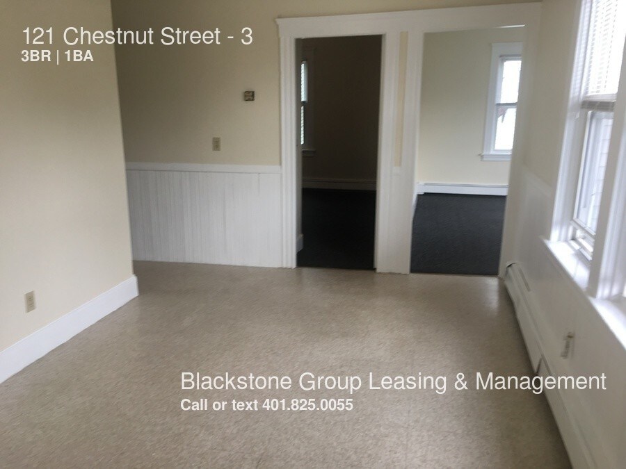 Primary Photo - 121 Chestnut St