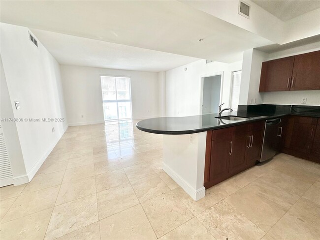 Foto del edificio - 7275 SW 89th St