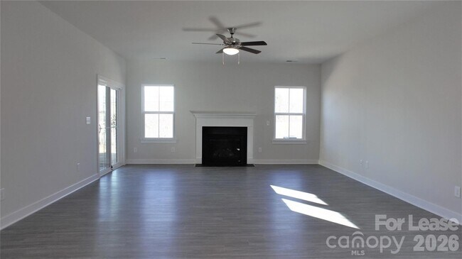Building Photo - 8340 Bretton Woods Dr