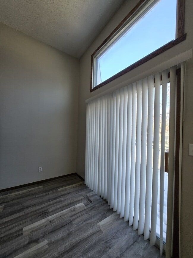 Building Photo - 918 N 39th St