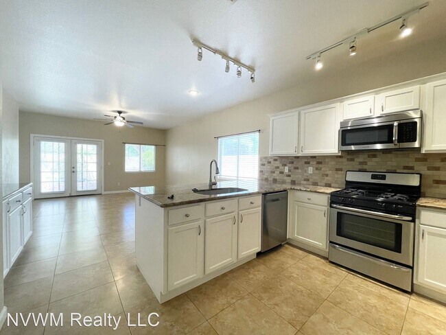 Building Photo - 4 br, 2 bath House - 9004 Wind Warrior Ave