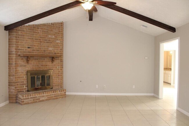 Building Photo - 13843 Maisemore Rd