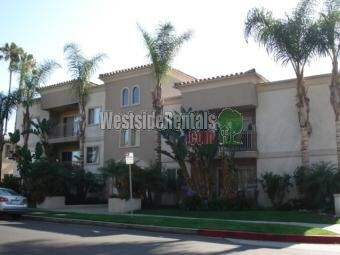 Foto principal - 4489 Murietta Ave