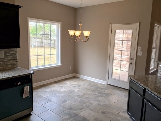 Building Photo - Spacious 4 Bedroom 2 Bath Home In Southeast
