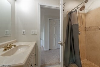 Building Photo - 481 Leawood Cir