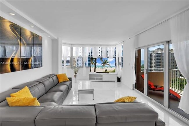 Photo - 1965 S Ocean Dr Apartment