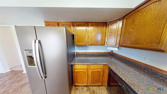 Building Photo - 1613 Bobby Lee Dr