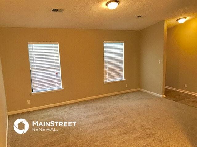 Building Photo - 284 Independence Dr