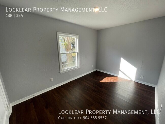 Foto del edificio - 1028 Saint Clair St. Jacksonville, FL  32254