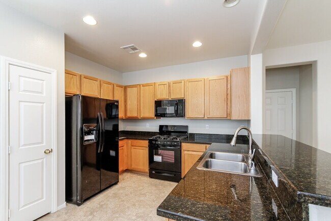 Foto del edificio - 5633 N Lookout Crest St