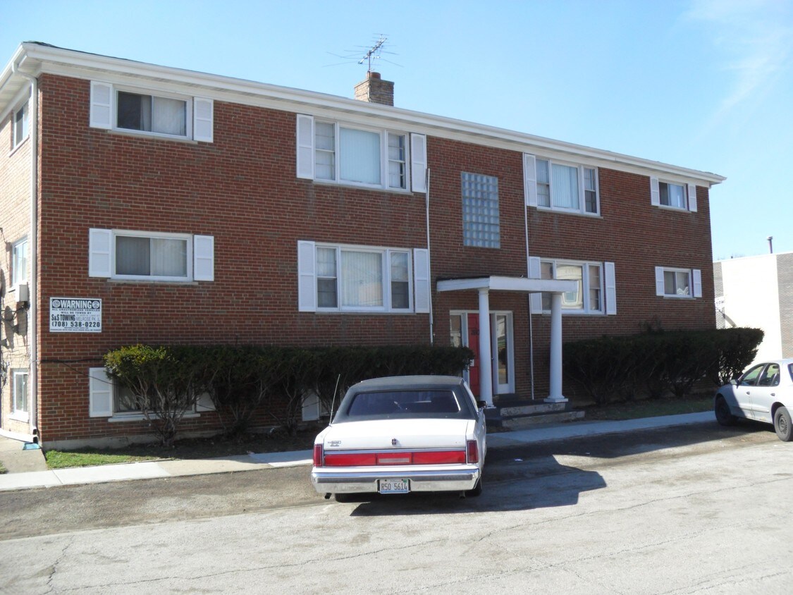 Foto del edificio - 2600 Saint Charles Rd