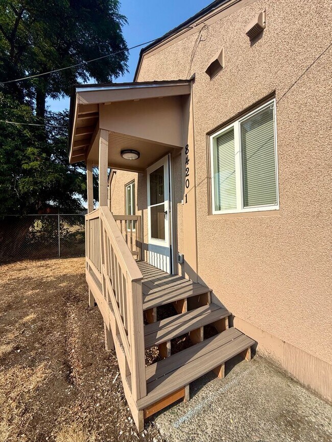 Foto del edificio - 8420 1/2 S. Tacoma Way