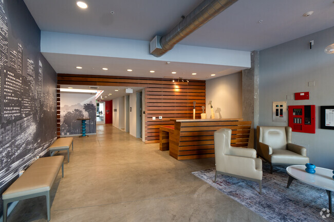 Lobby - 1400 FIG Apartments