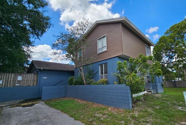 Foto del edificio - 7610 W Powhatan Ave