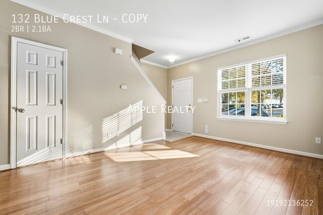 Building Photo - 132 Blue Crest Ln