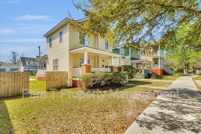 Foto del edificio - 635 E Henry St