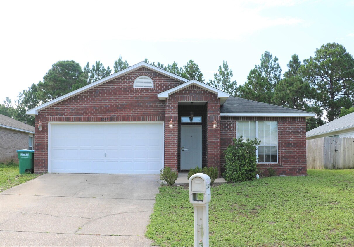 2020 Reserve Blvd, Gulf Breeze, FL 32563 House Rental in Gulf Breeze