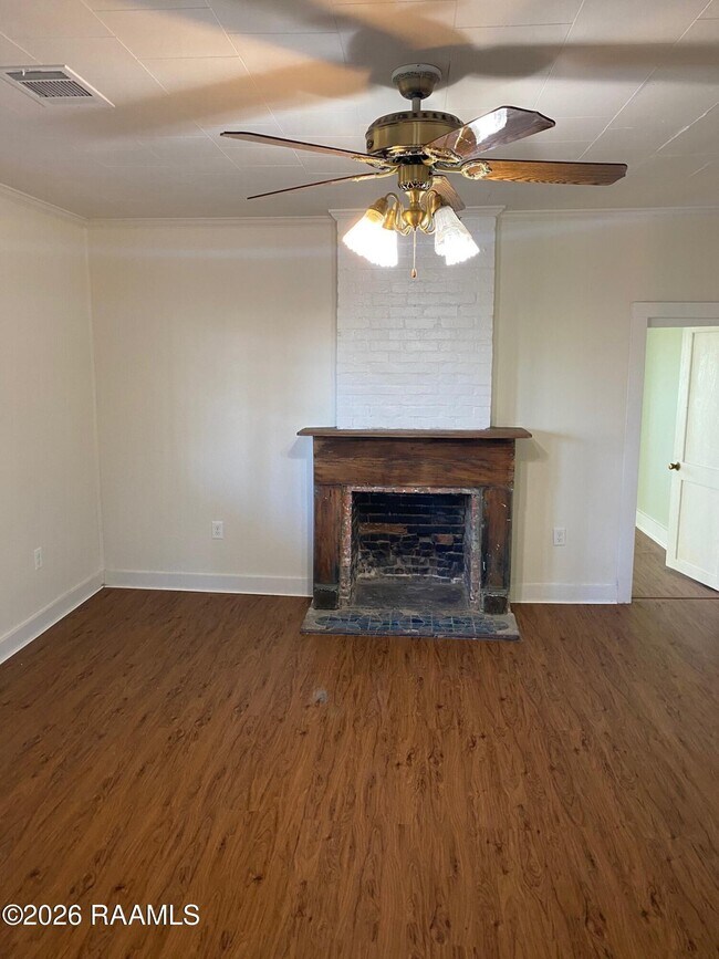 Building Photo - 1011 Latiolais Rd