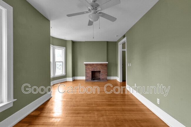 Foto del edificio - 718 Ashland Ave