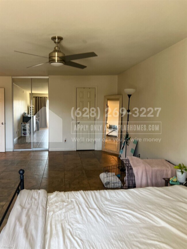 Building Photo - 2 br, 1 bath House - 2344 Hosp Way, #326 -