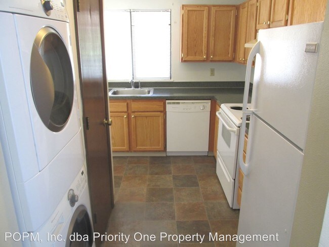 Building Photo - 12390 SE 60th Ct