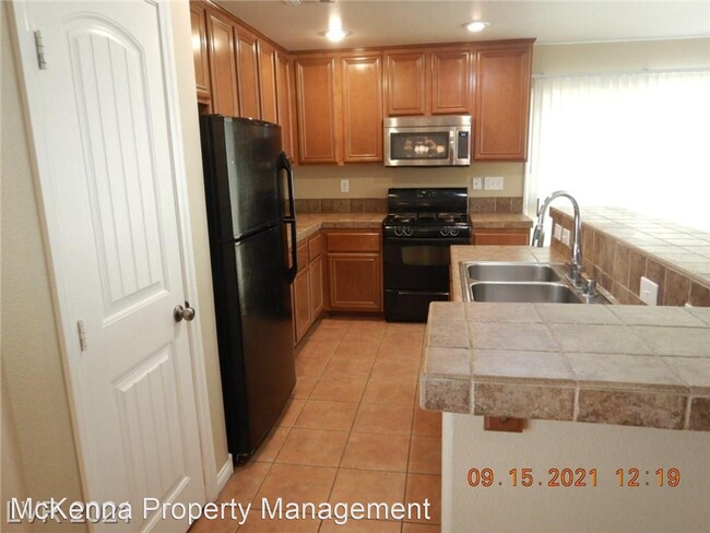 Building Photo - 1164 Desert Mountain Dr